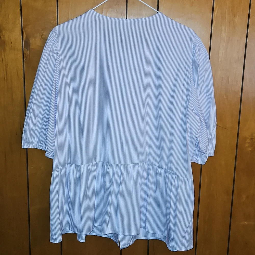 Light Purple and White Striped Blouse with Bow Details - Picture 3 of 3